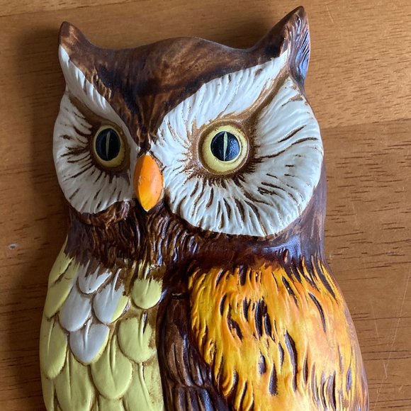 Lefton Ceramic Owl wall hanging - Picture 2 of 4